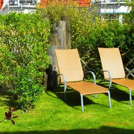 Ferienhaus Sommertraum - Kinderfreundlich - 3 Schlafzimmer, Garten, Bad Und G-Wc, Kaminofen Zingst Exterior photo