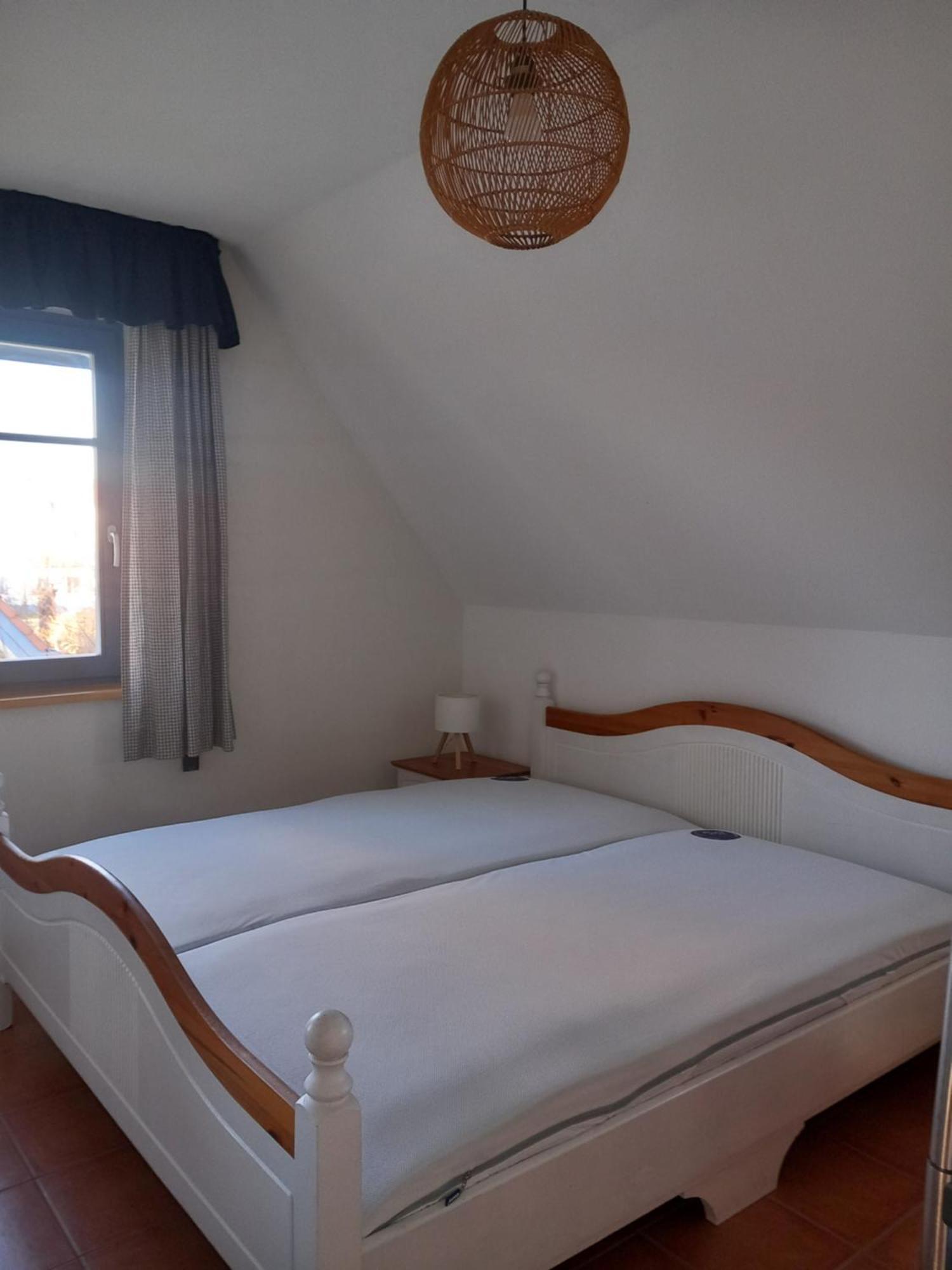 Holiday home Sommertraum - Kinderfreundlich - 3 Schlafzimmer, Garten, Bad Und G-wc, Kaminofen Zingst